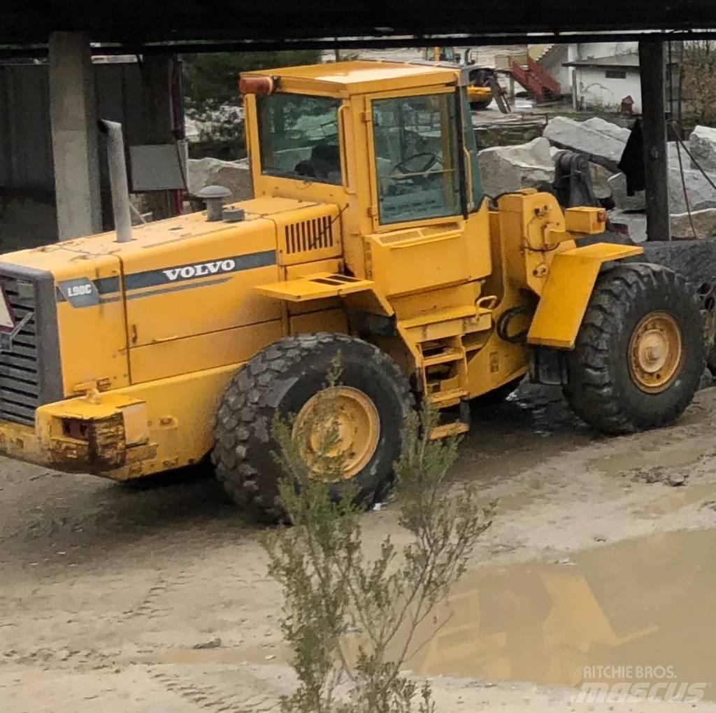Volvo L 90 C Iekrāvēji uz riteņiem