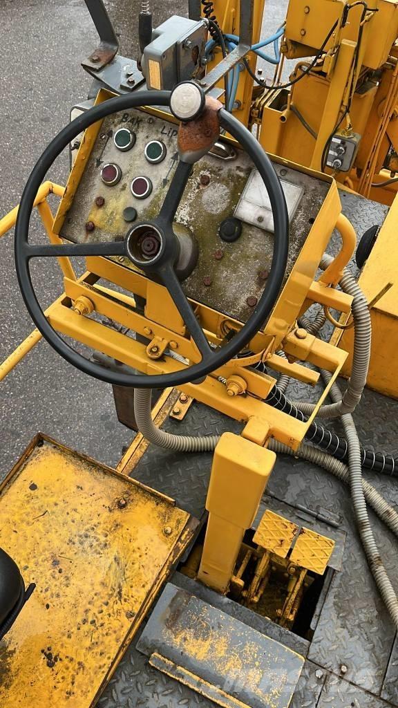 Demag SF 120 P Asfalta klājēji