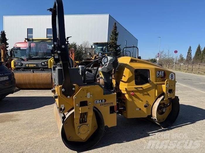 CAT CB4.0 Divvalču grunts veltņi