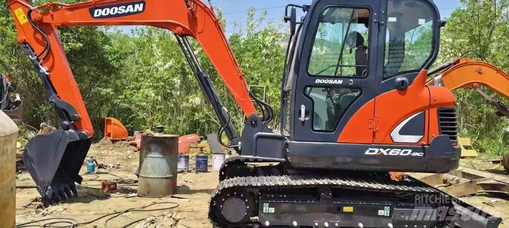 Doosan DX60 Mini ekskavatori < 7 t