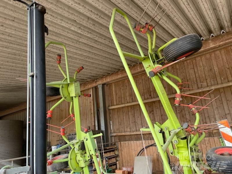CLAAS Volto 670 Grābekļi un siena ārdītāji
