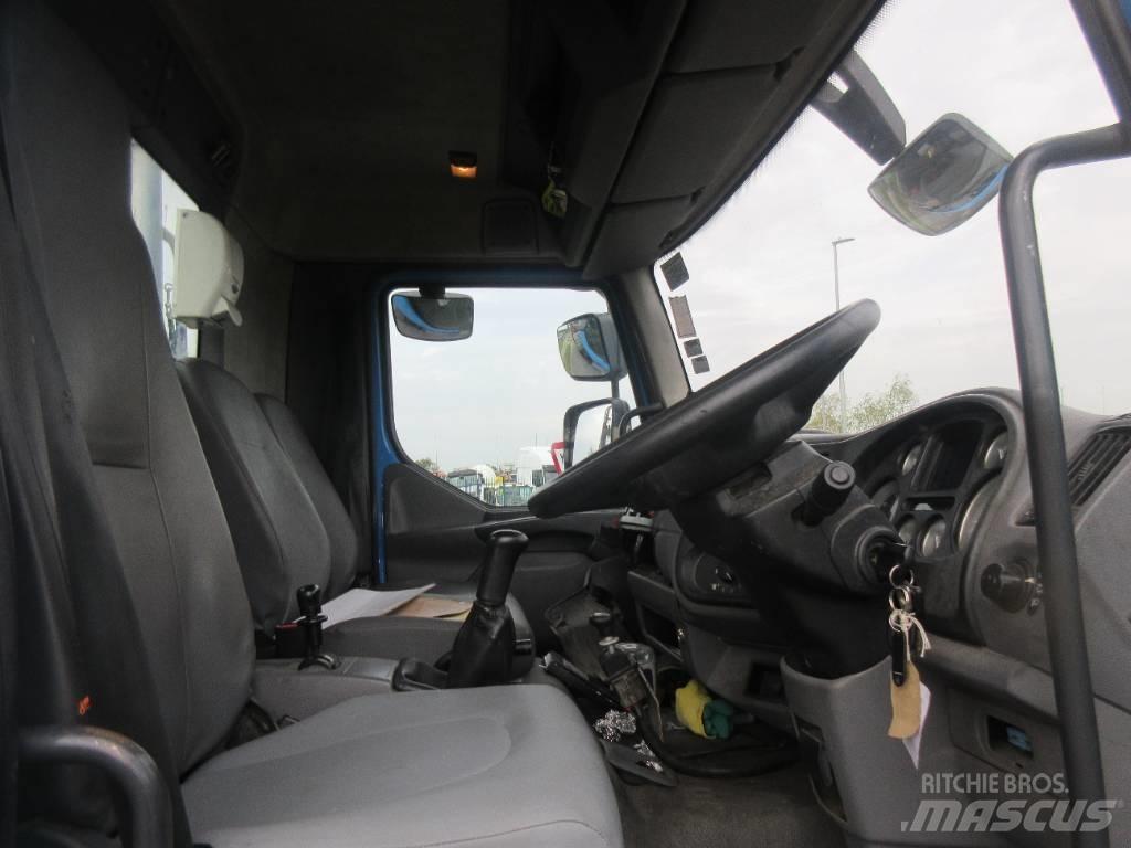 DAF 55.220 Smagās mašīnas ar celtni