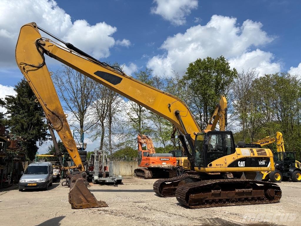 CAT 325 D LR Kāpurķēžu ekskavatori