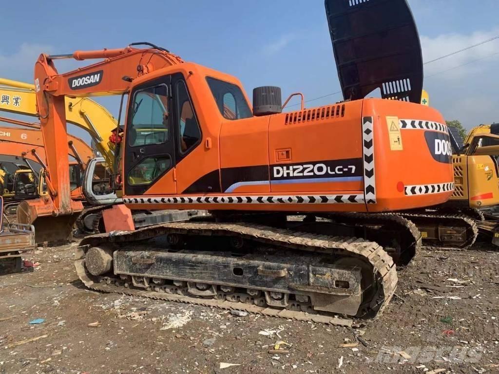 Doosan DH 220 Kāpurķēžu ekskavatori