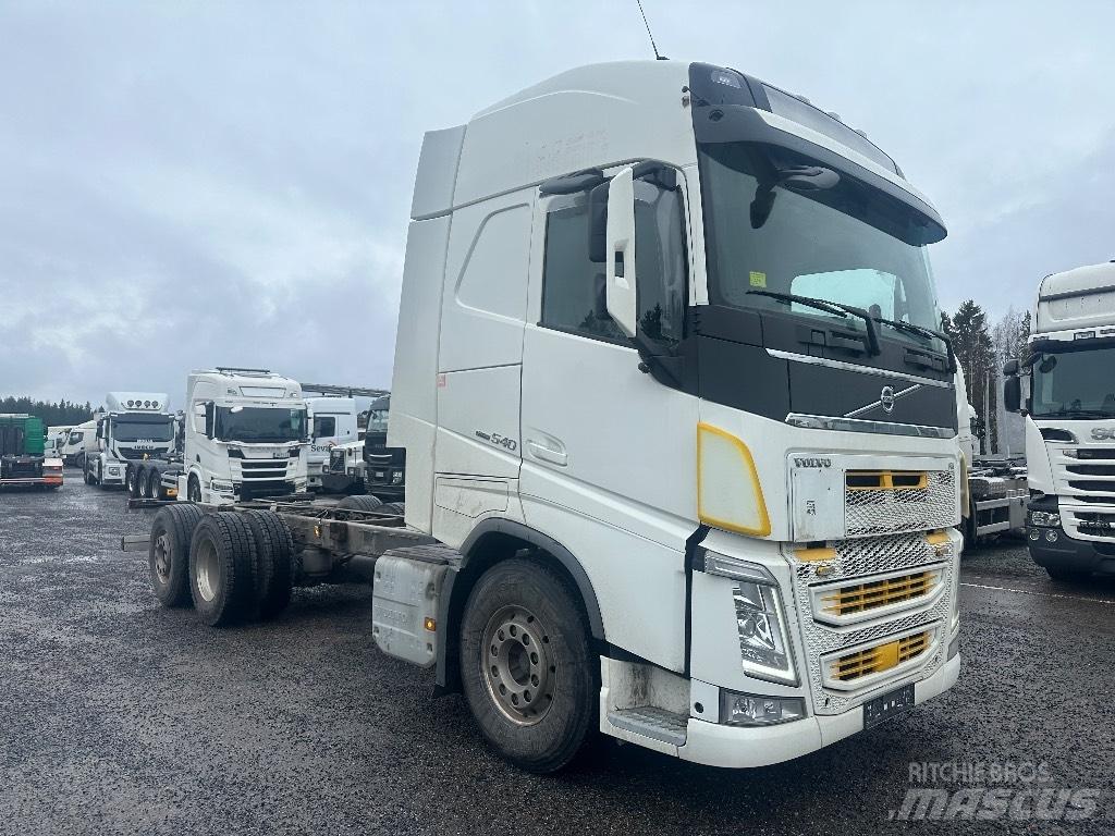 Volvo FH13 540 6x2*4 Šasija ar kabīni