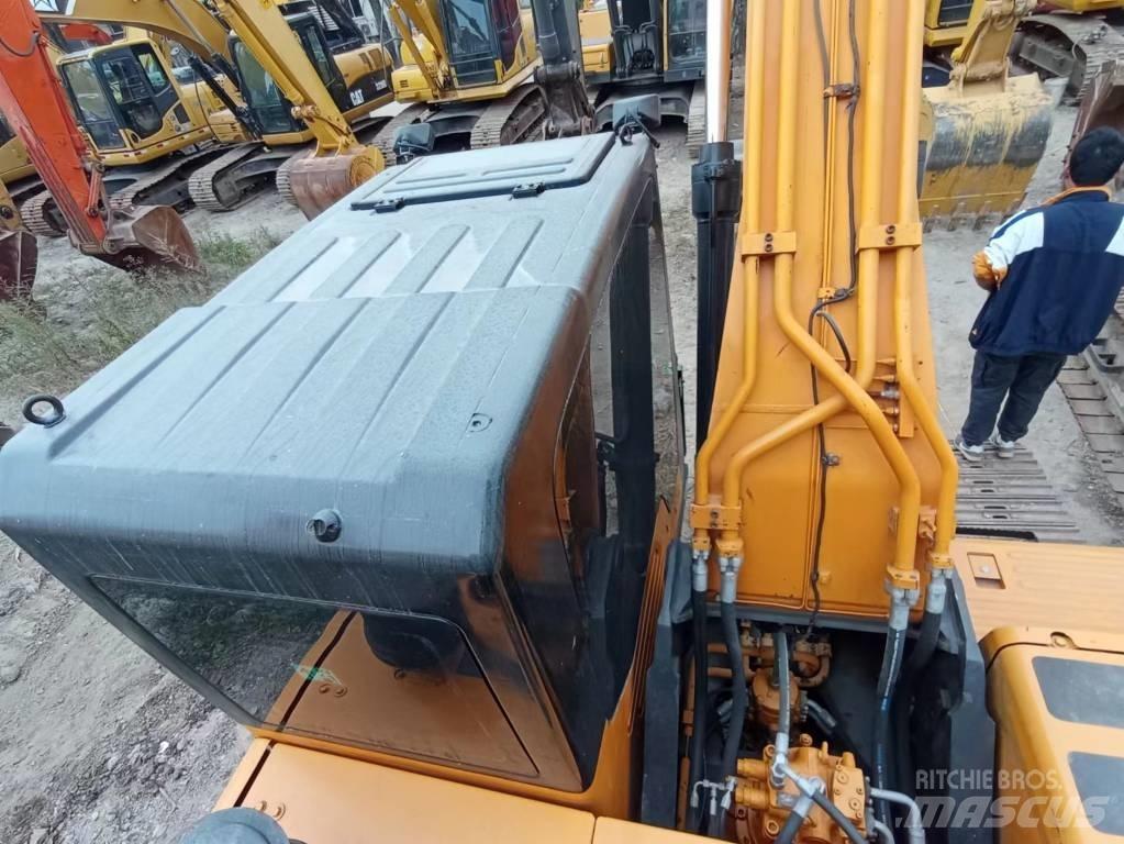 Hyundai Robex 215-9T Kāpurķēžu ekskavatori