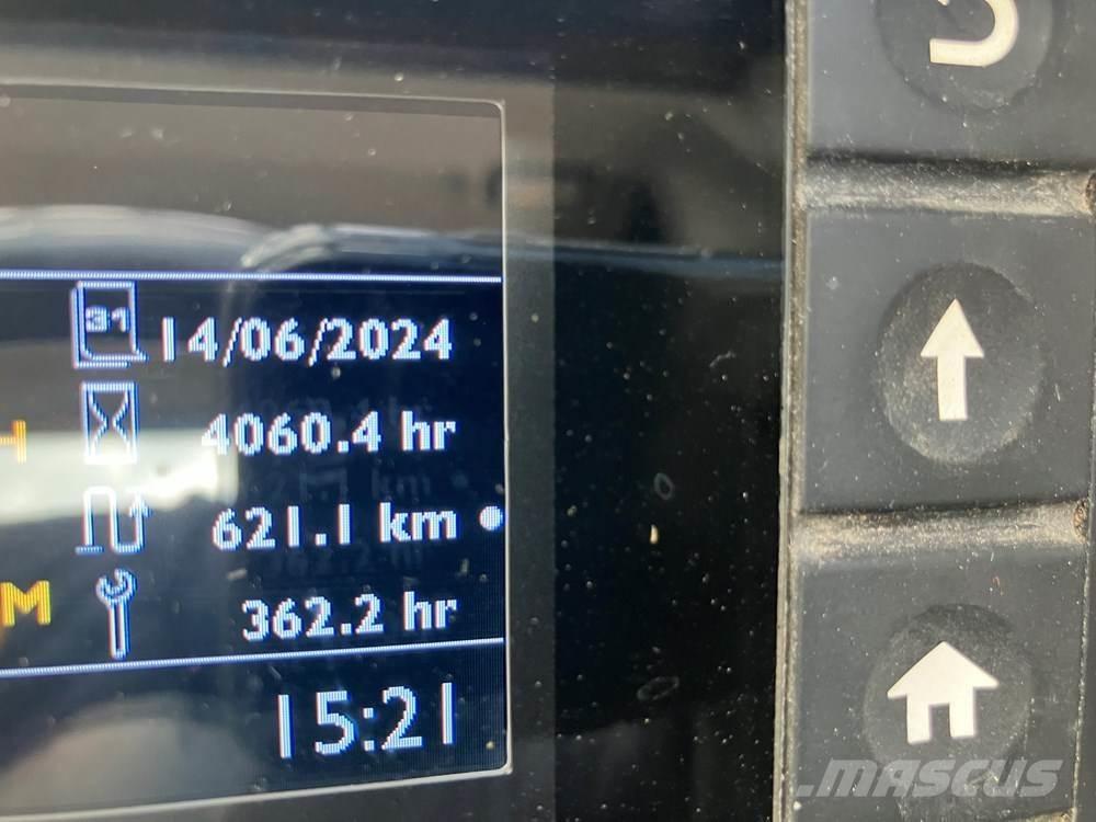 JCB TM320 Mini iekrāvēji