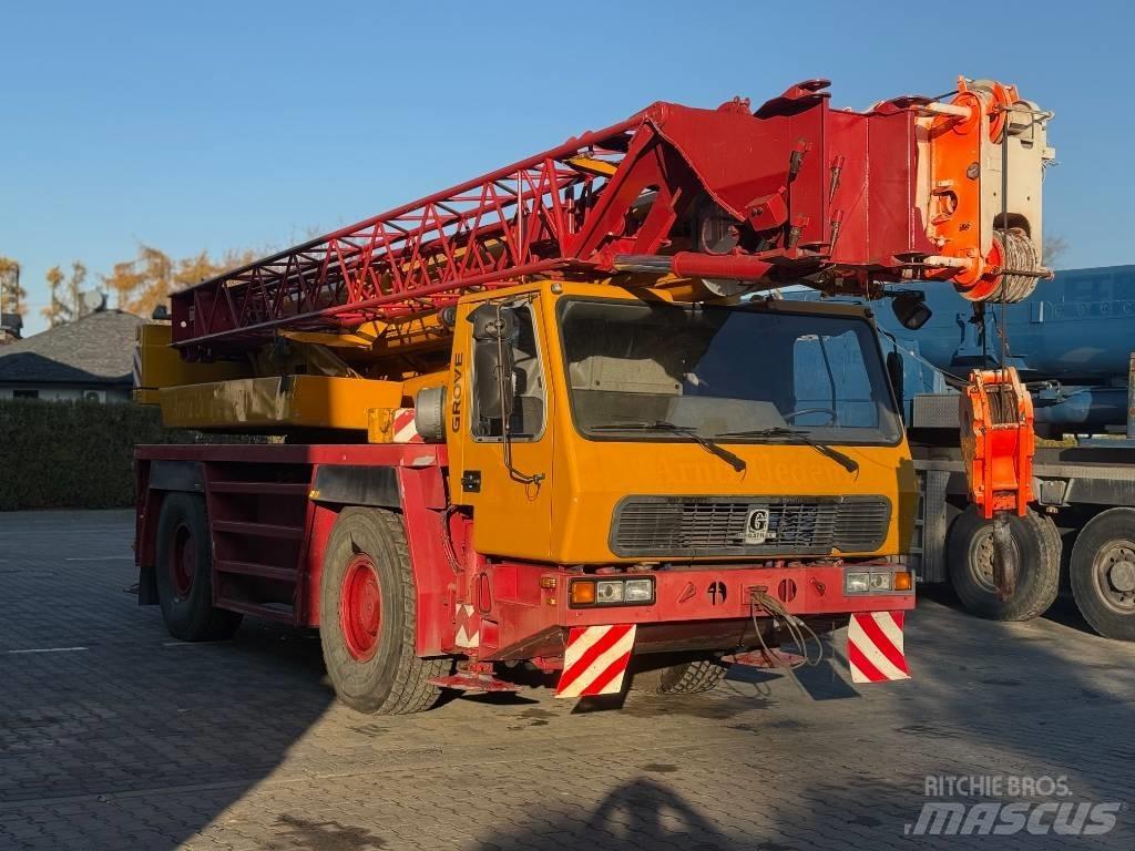 Grove GMK 2035 Visurgājēji celtņi