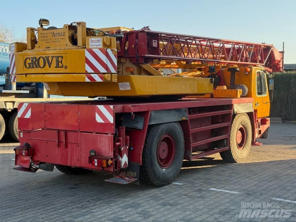Grove GMK 2035 Visurgājēji celtņi
