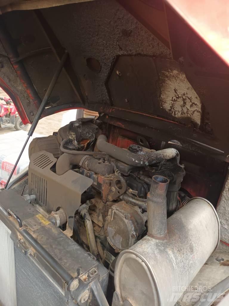 Manitou MLT 523 T Teleskopiskie manipulatori