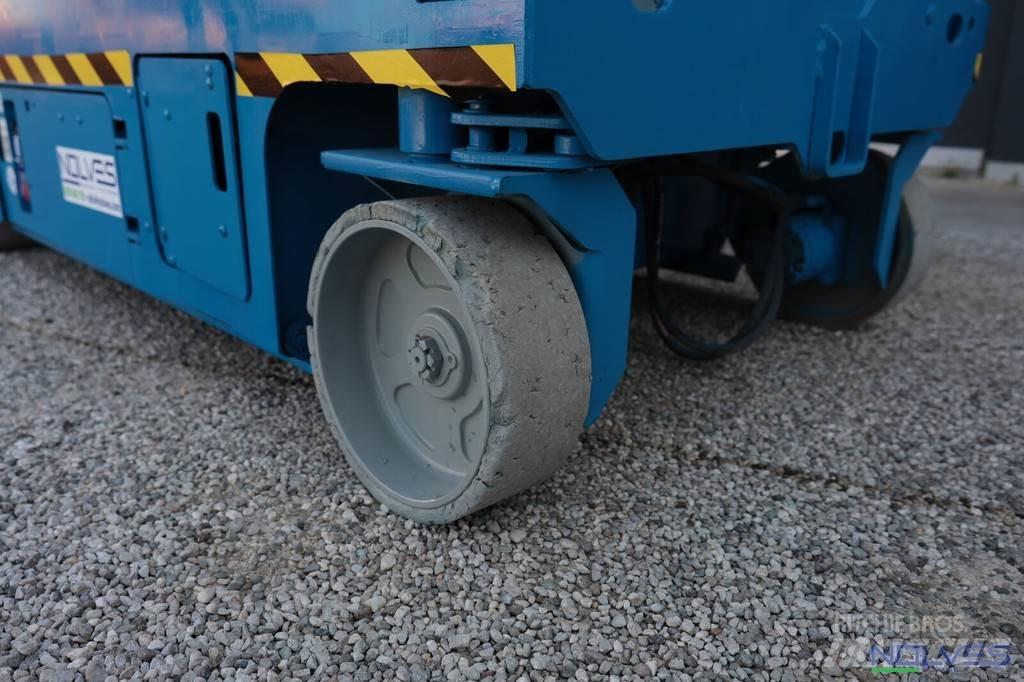 Genie GS2646 Šķerveida pacēlāji