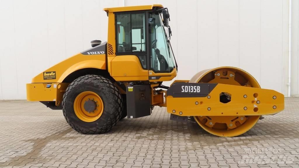Volvo SD 135 B Vienvalča grunts veltņi