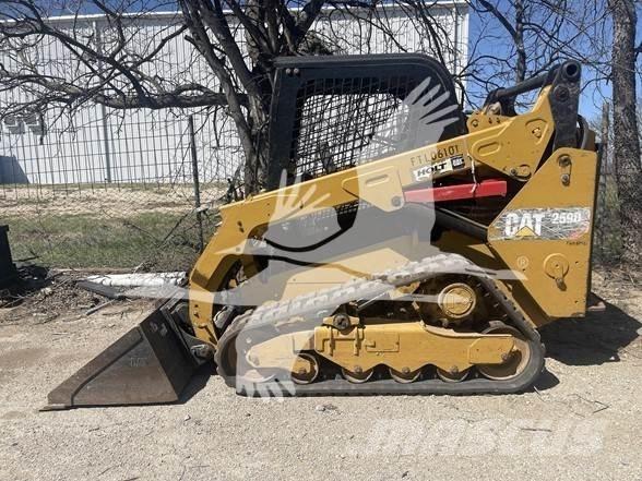CAT 259D Lietoti riteņu kompaktiekrāvēji