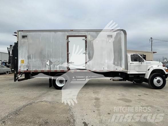 Ford F800 Būvniecība- Citi