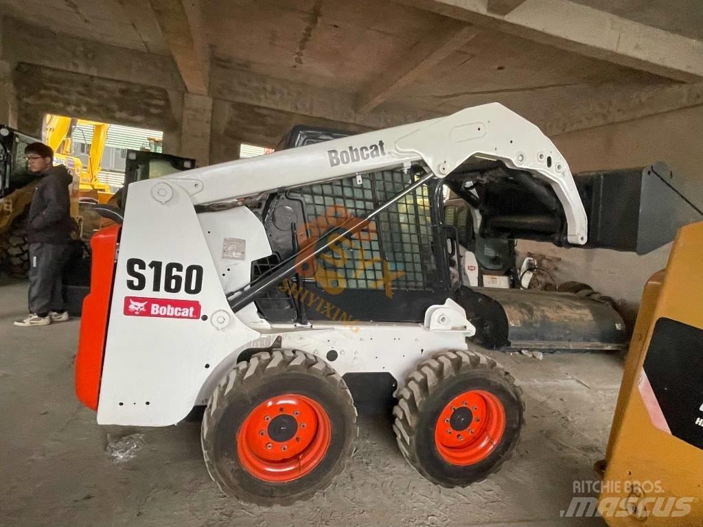 Bobcat S160 Lietoti riteņu kompaktiekrāvēji