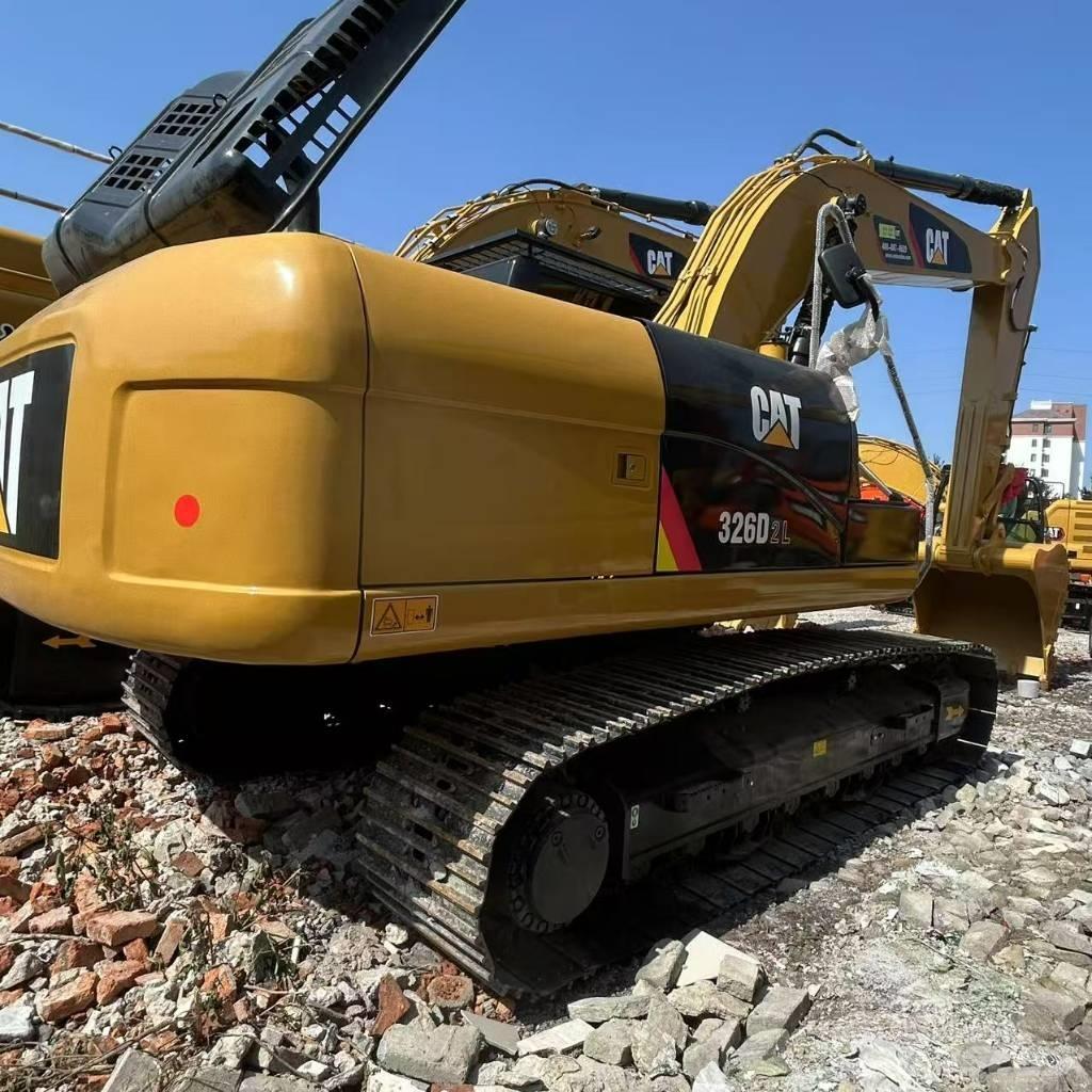CAT 326D2L Kāpurķēžu ekskavatori