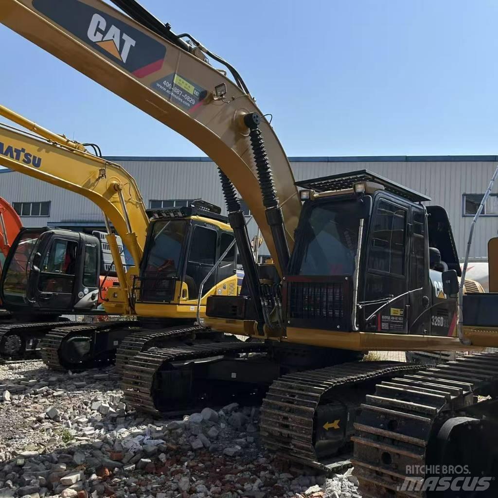 CAT 326D2L Kāpurķēžu ekskavatori