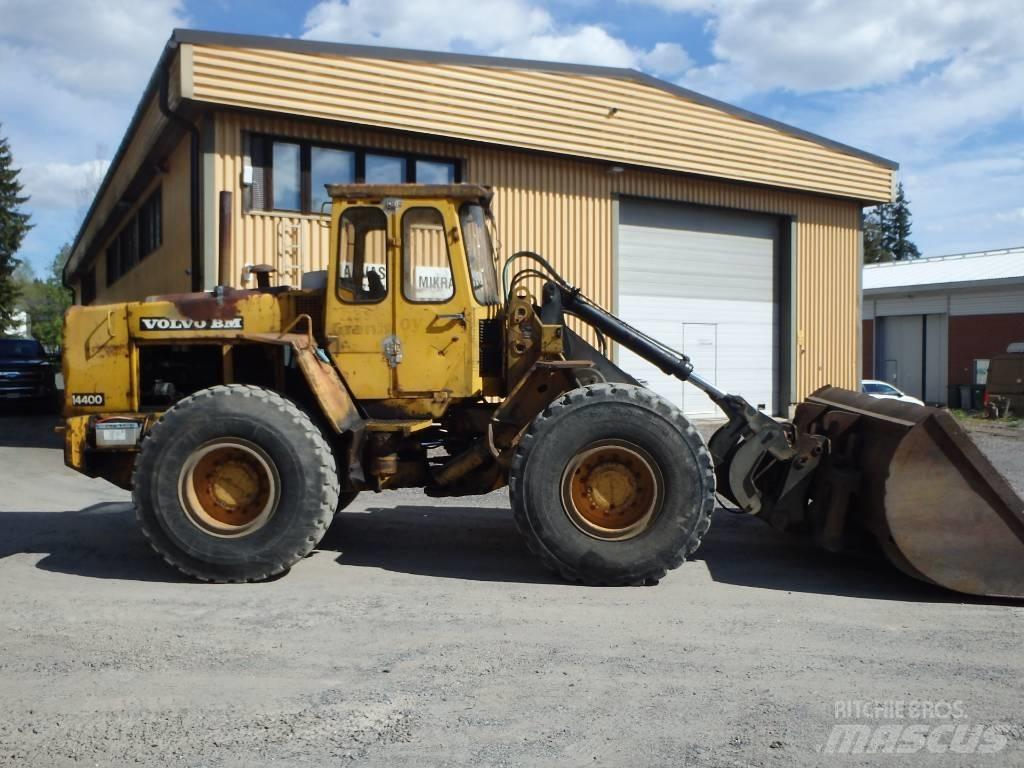 Volvo BM 4400 Iekrāvēji uz riteņiem