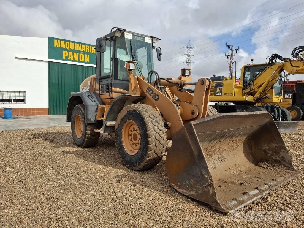 CASE 521 D Iekrāvēji uz riteņiem