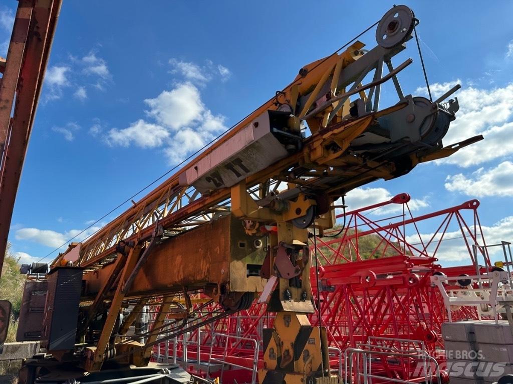 Liebherr 27 TT Torņa celtņi