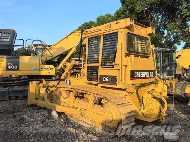 CAT D 6 D Kāpurķēžu buldozeri