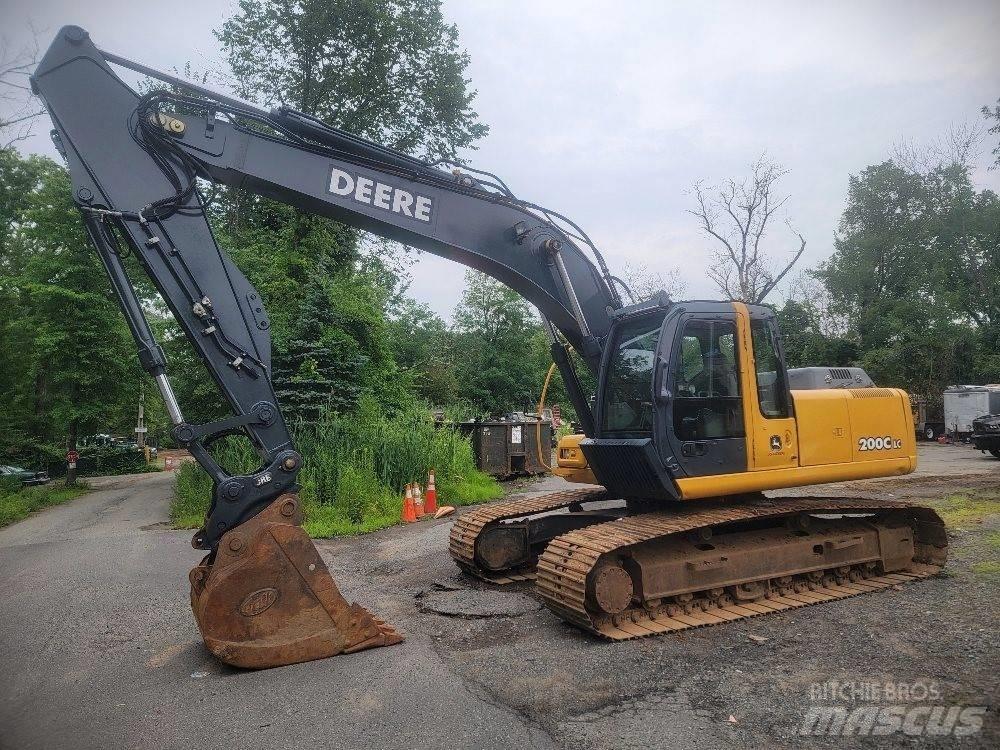 John Deere 200 C LC Kāpurķēžu ekskavatori