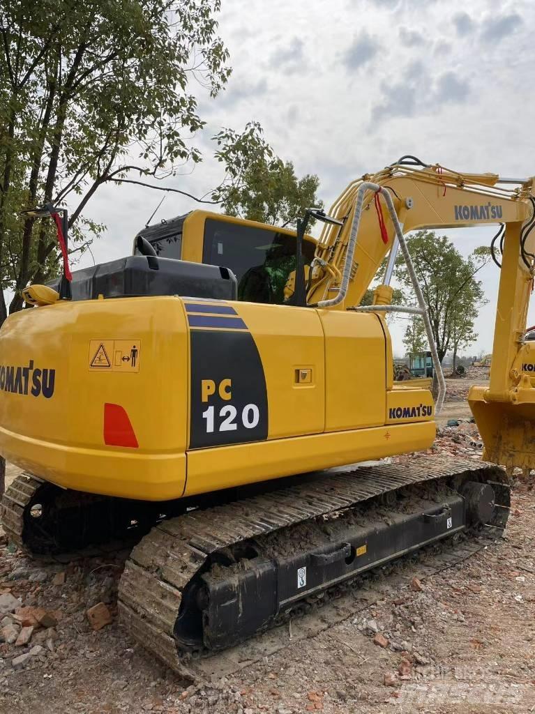 Komatsu 120-8 Kāpurķēžu ekskavatori