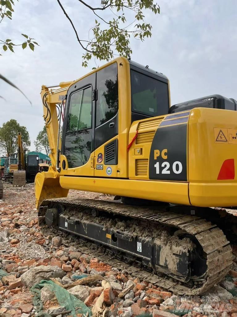 Komatsu 120-8 Kāpurķēžu ekskavatori
