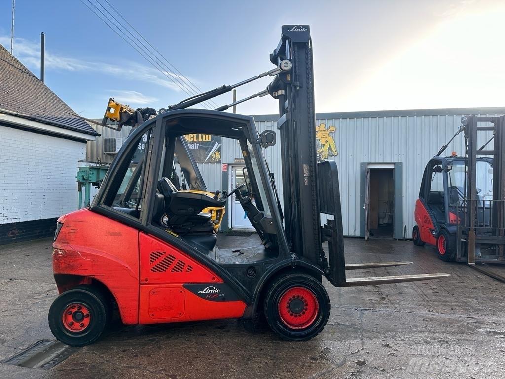 Linde H 35 D Tehnika ar dīzeļa dzinēju