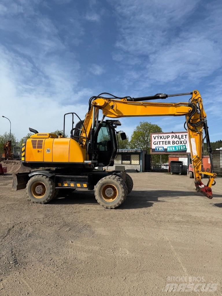 JCB JS 145 W Ekskavatori uz riteņiem