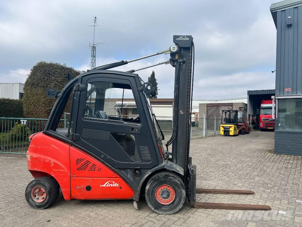 Linde H 30 D Tehnika ar dīzeļa dzinēju