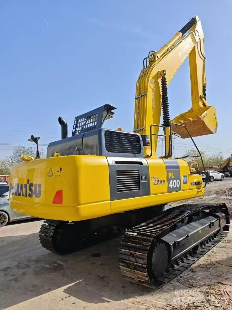 Komatsu 400-8 Kāpurķēžu ekskavatori
