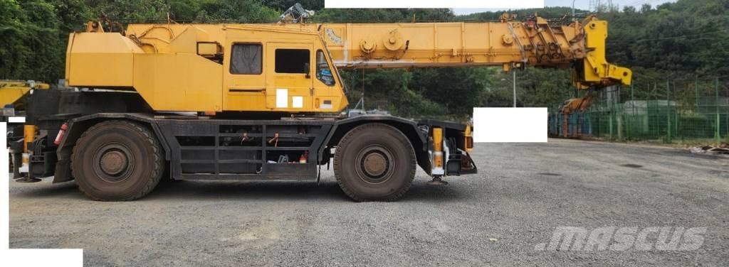 Tadano TR 500 M-2 Celtņi nelīdzenām virsmām