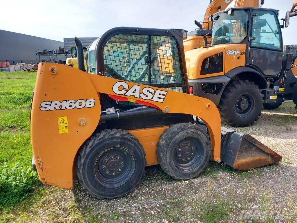 CASE SR 160 Lietoti riteņu kompaktiekrāvēji