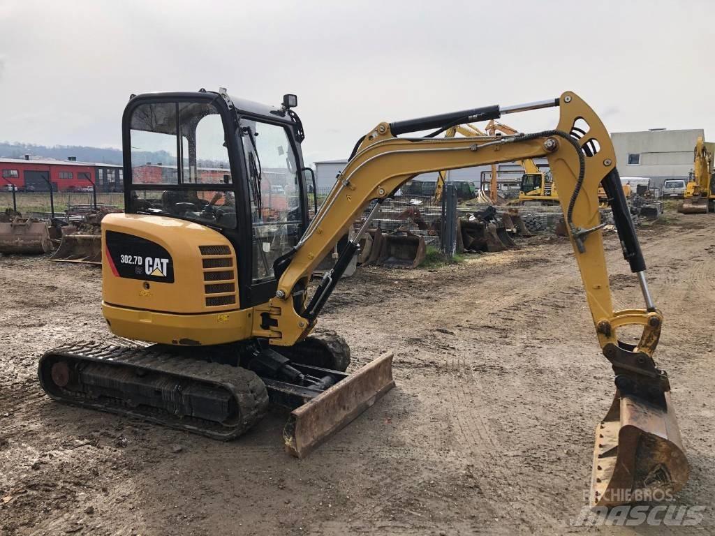 CAT 302.7 D Mini ekskavatori < 7 t