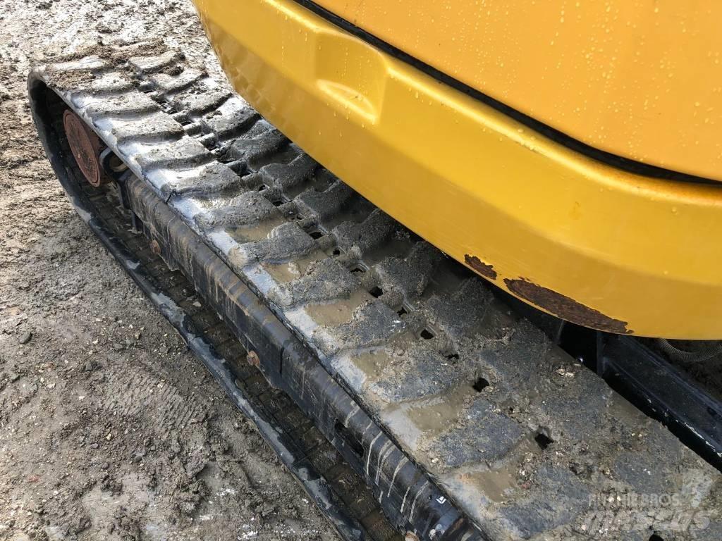 CAT 302.7 D Mini ekskavatori < 7 t