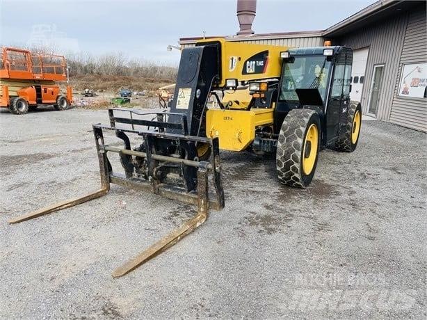 CAT TL 943 C Teleskopiskie manipulatori
