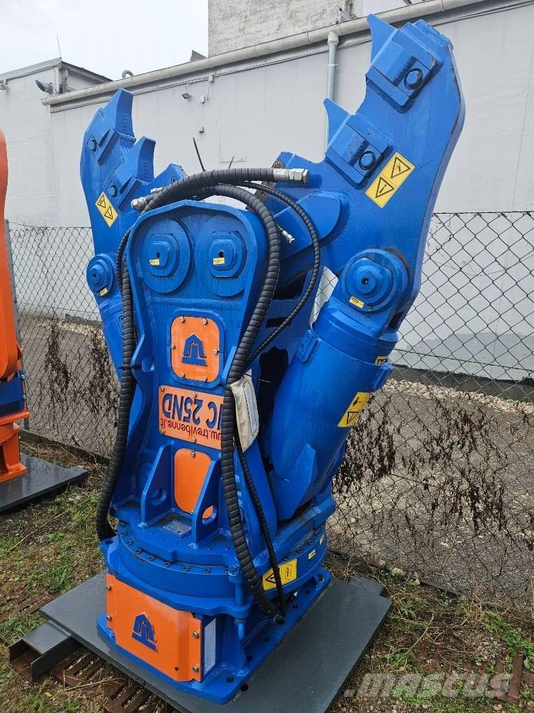 Trevibenne HC 25 ND Demontāžas ekskavators