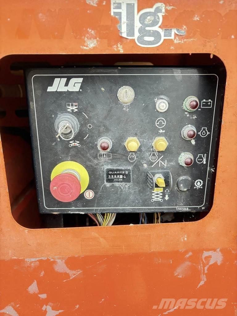 JLG 260 mrt Šķerveida pacēlāji