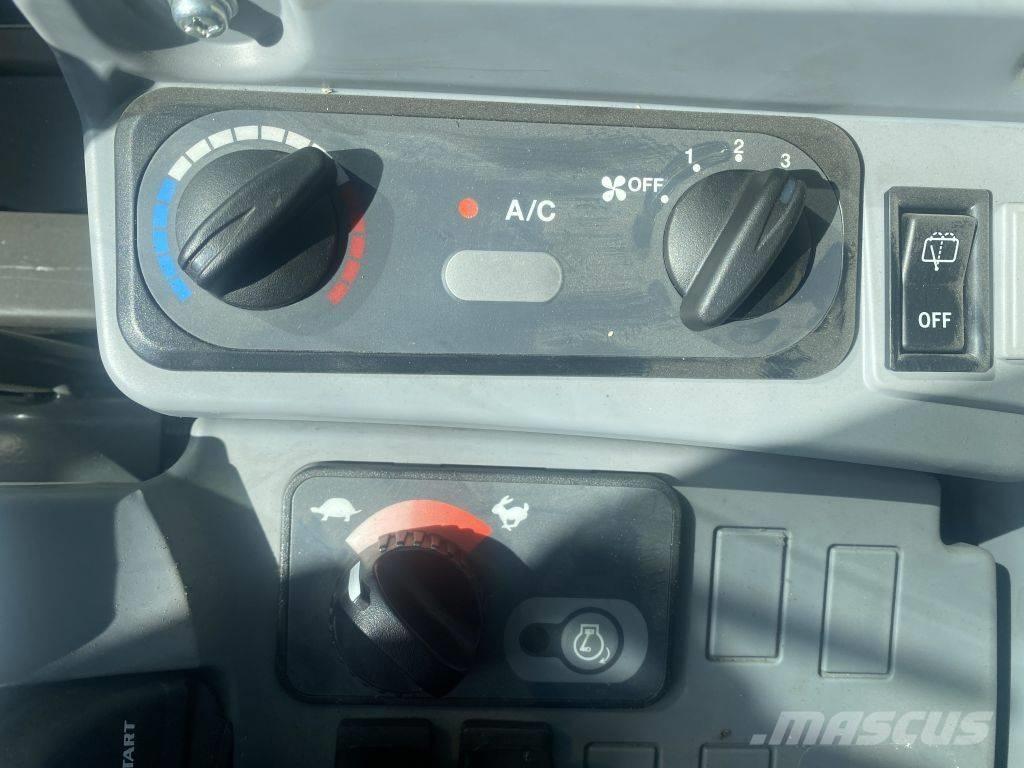 Kubota KX 163-5 Kāpurķēžu ekskavatori