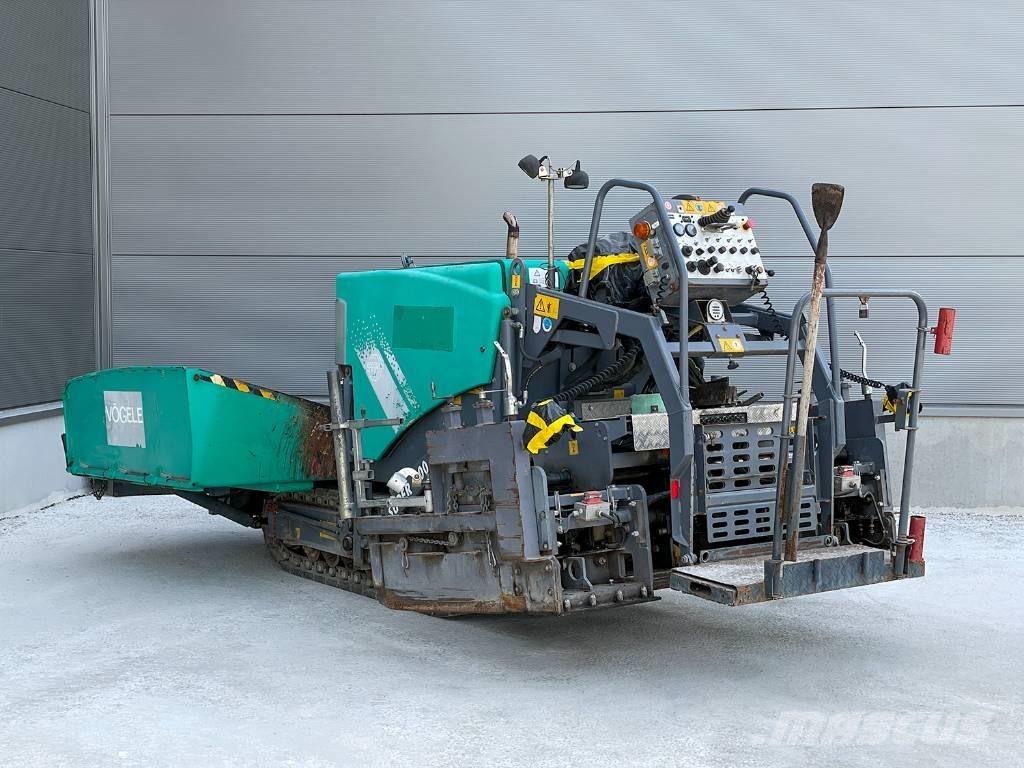 Vögele SUPER 800 Asfalta klājēji
