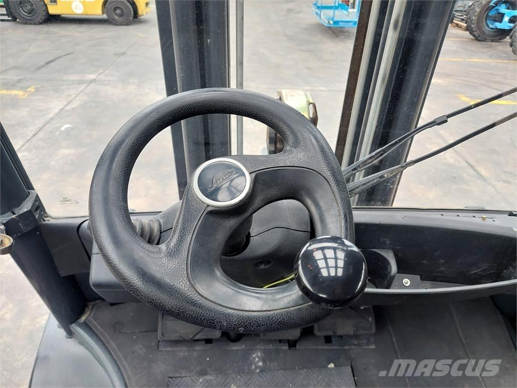 Linde H45D 04 600 Tehnika ar dīzeļa dzinēju