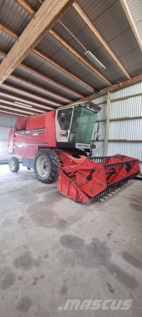 Massey Ferguson 22 Ražas novākšanas kombaini