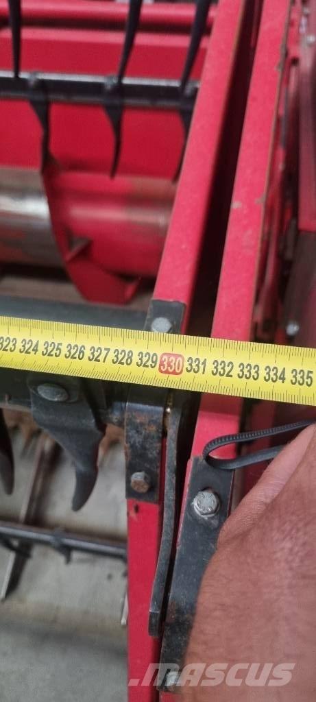 Massey Ferguson 22 Ražas novākšanas kombaini