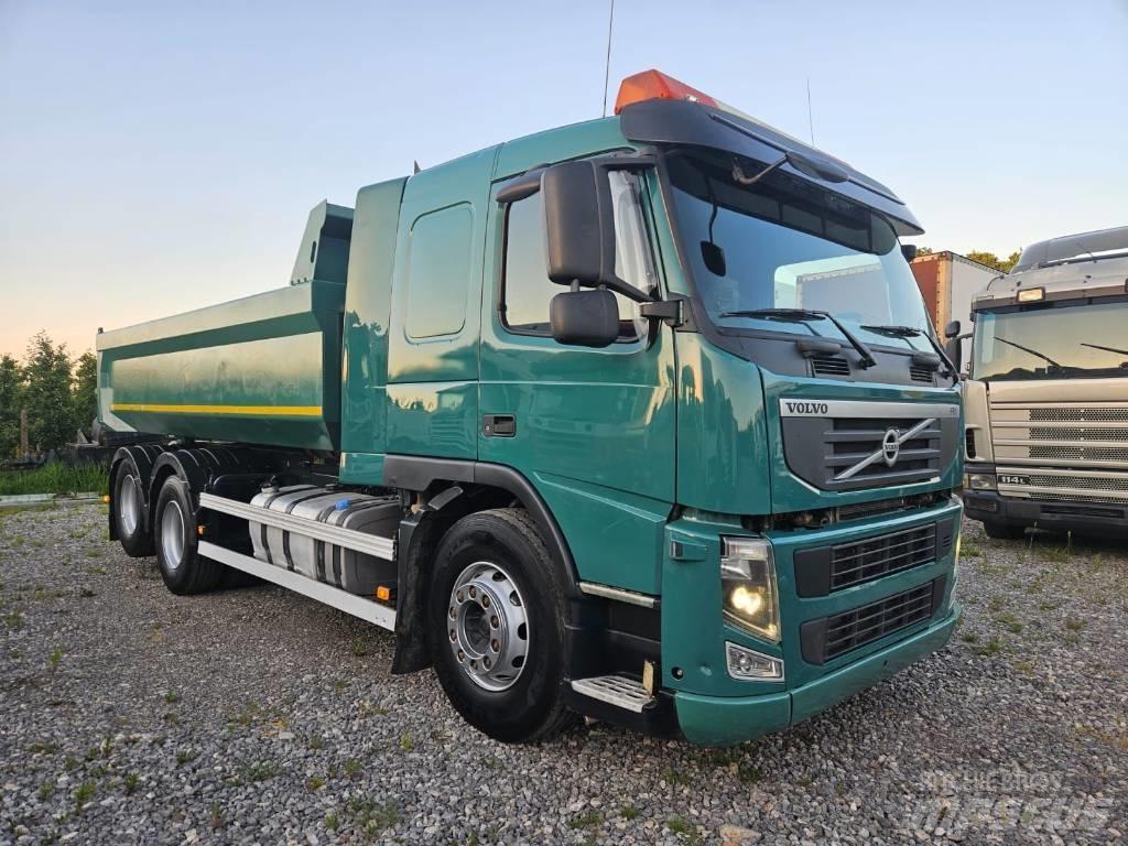 Volvo FM340 6x2 Pašizgāzējs