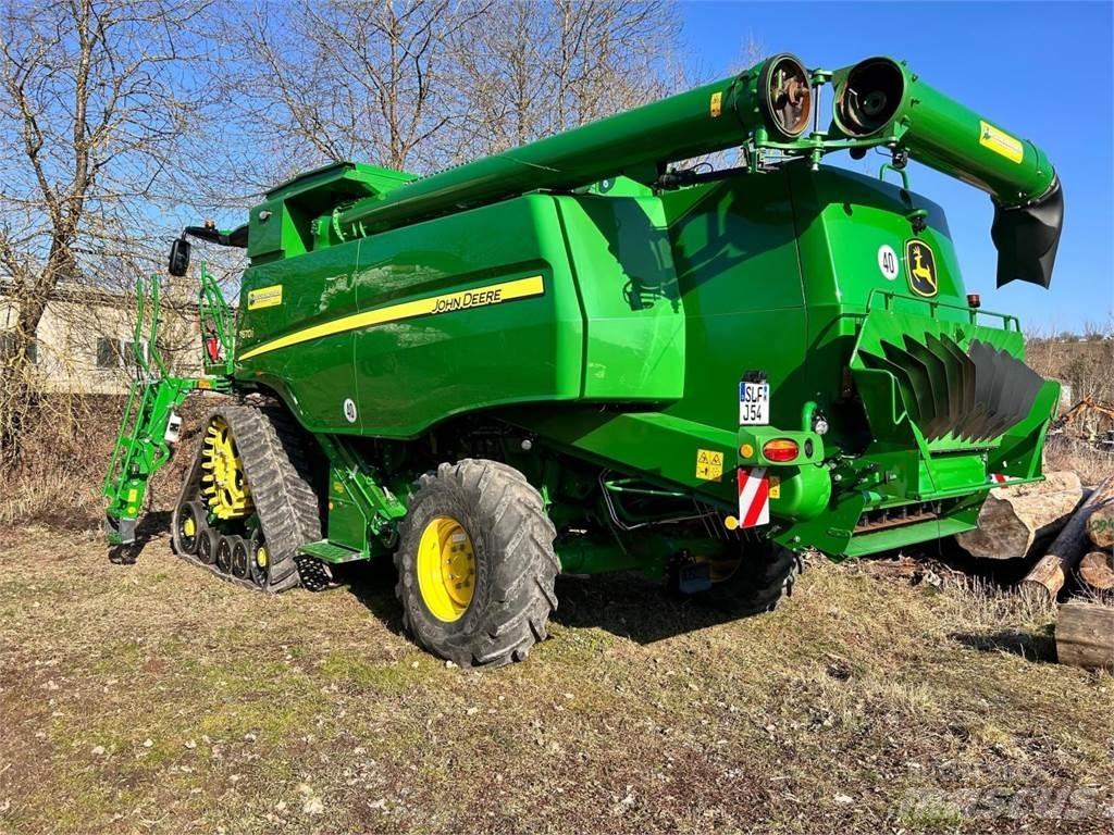 John Deere T670i Ražas novākšanas kombaini