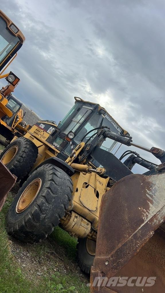 CAT IT 28 G Šasija un piekare