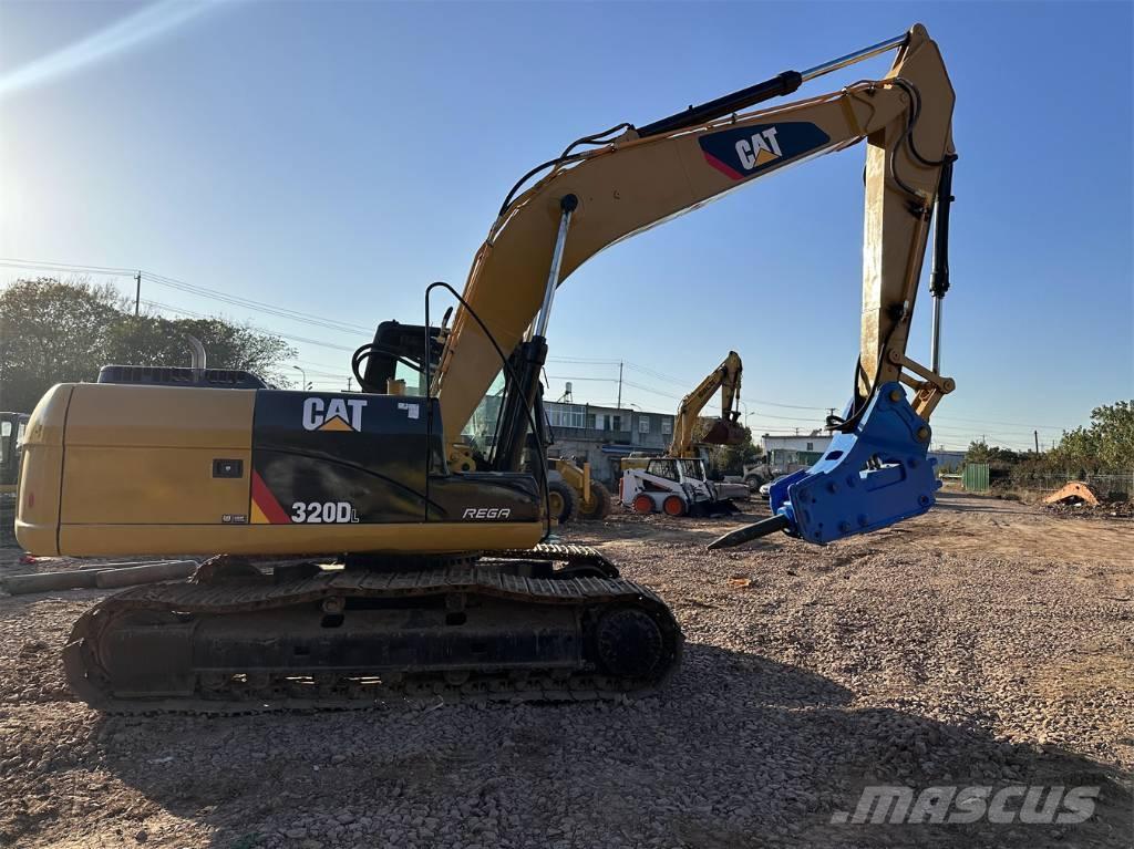 CAT 320DL Kāpurķēžu ekskavatori