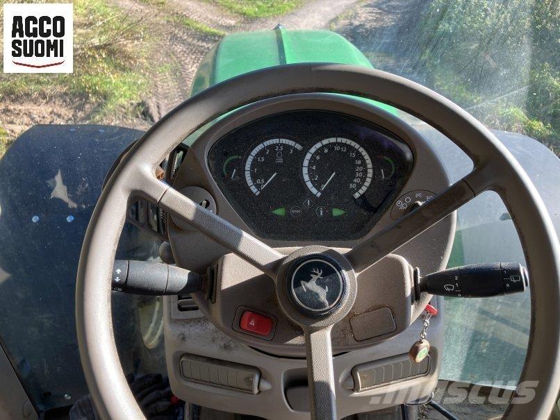 John Deere 6630 Traktori