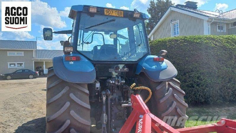 New Holland TM135 Traktori